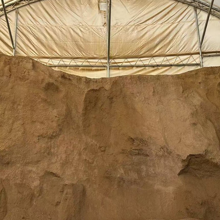 https://maxrecycling.co.nz/wp-content/uploads/2025/05/Screened-Topsoil.jpg